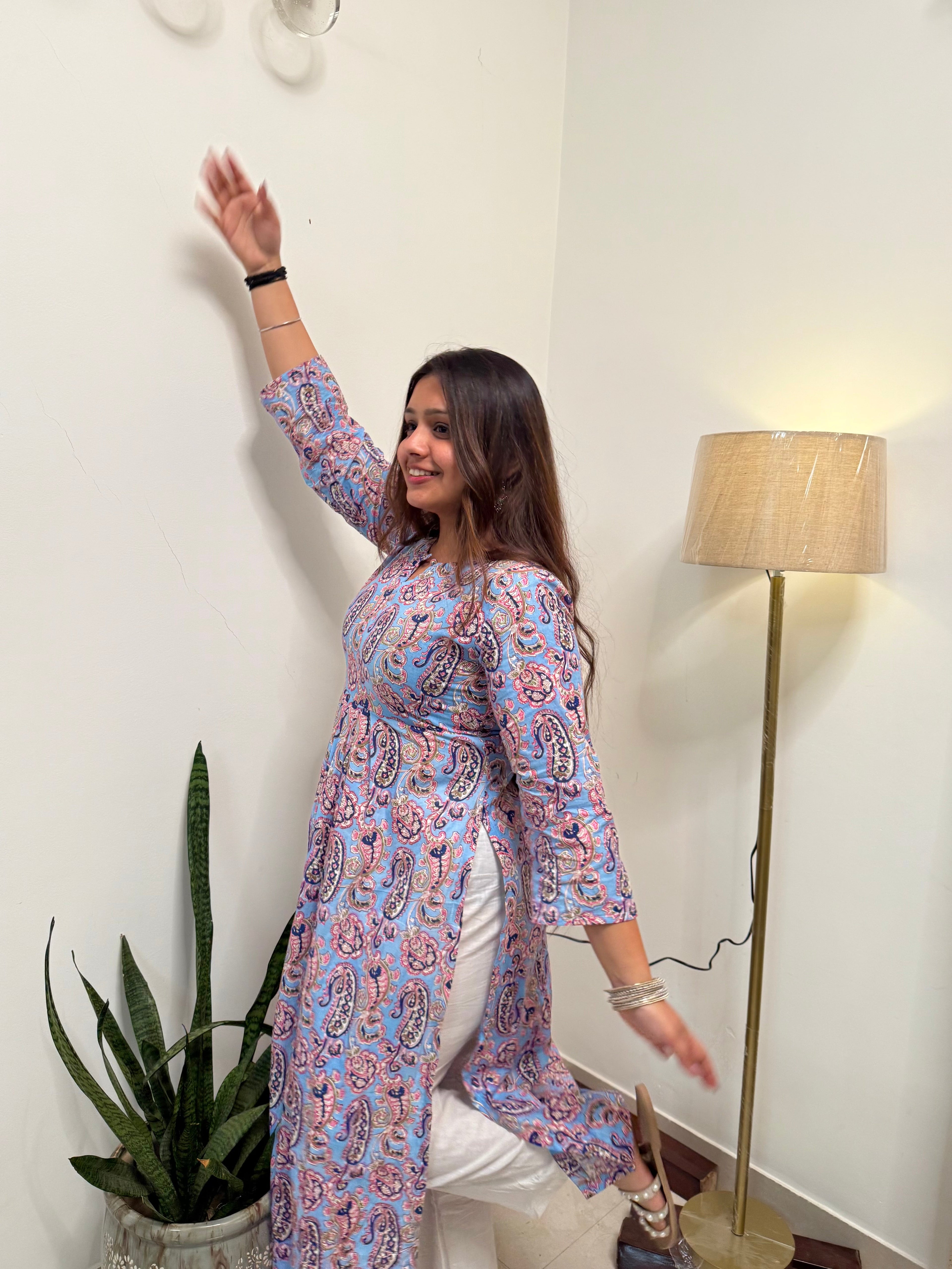 Alizeh Handblock Print Cotton Kameez
