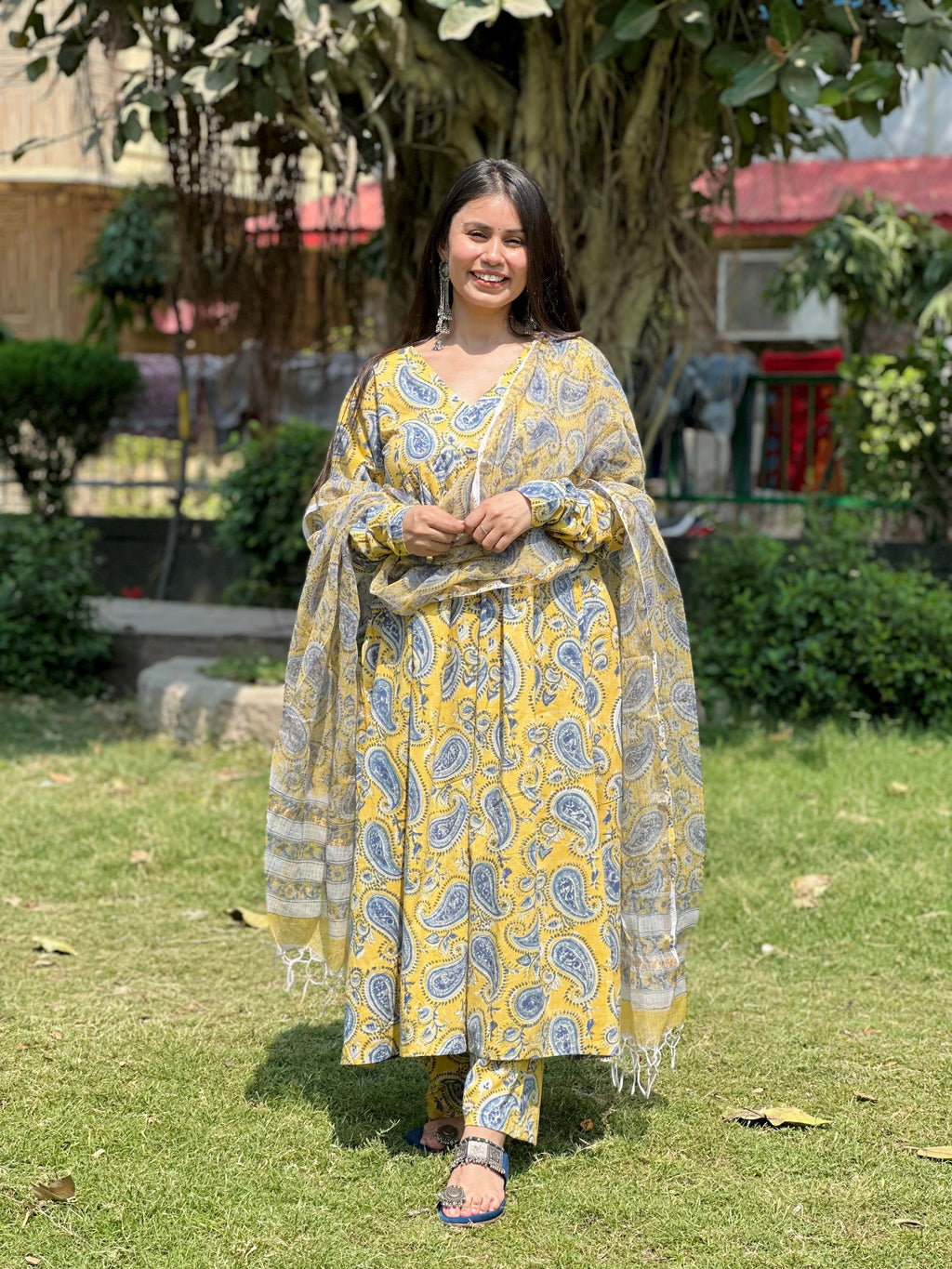 Yellow Paisley Anarkali Set( Kota doriya)