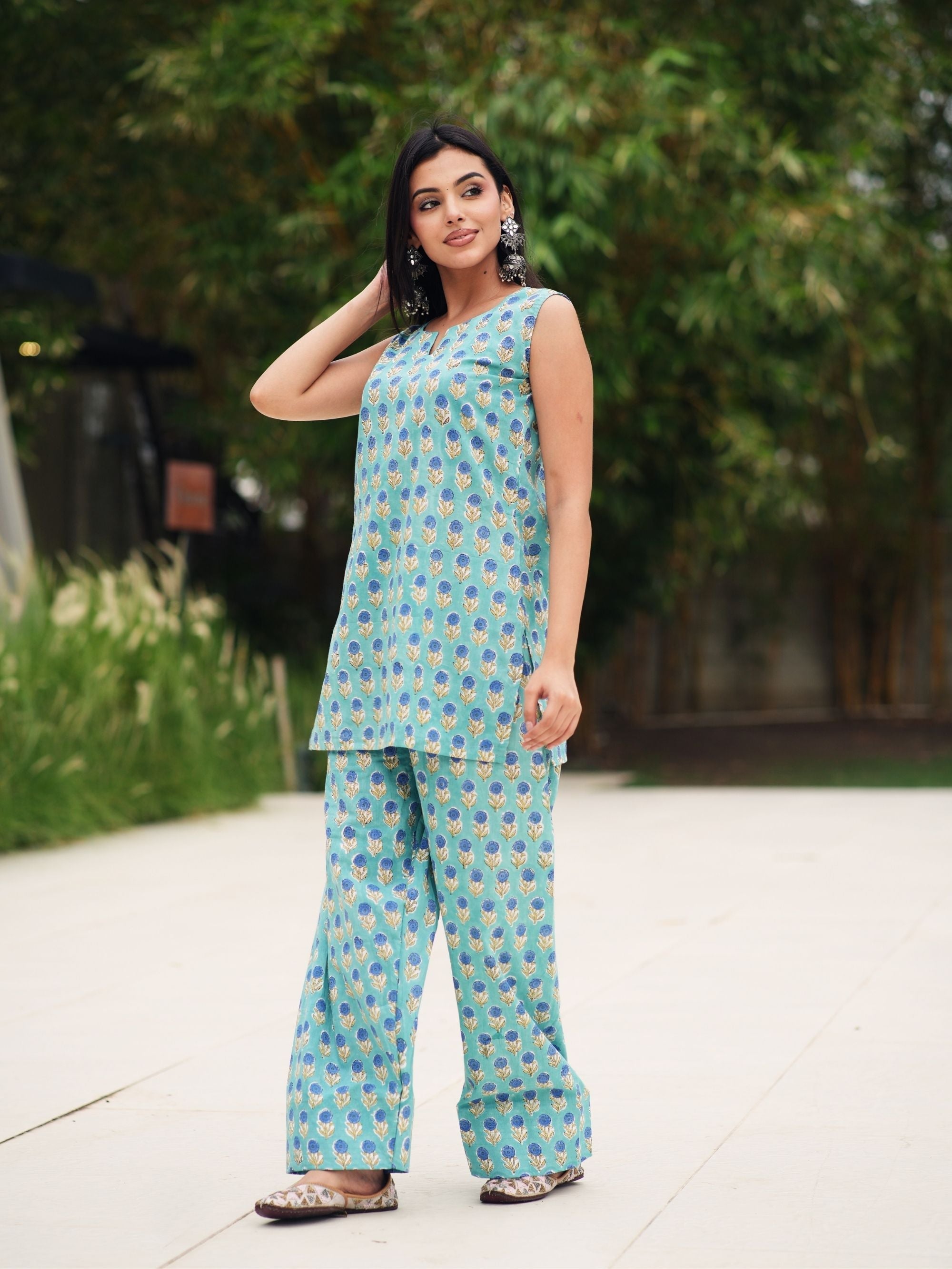 Rukhsar Sleeveless Blue & Green Cotton Farshi Set for Women