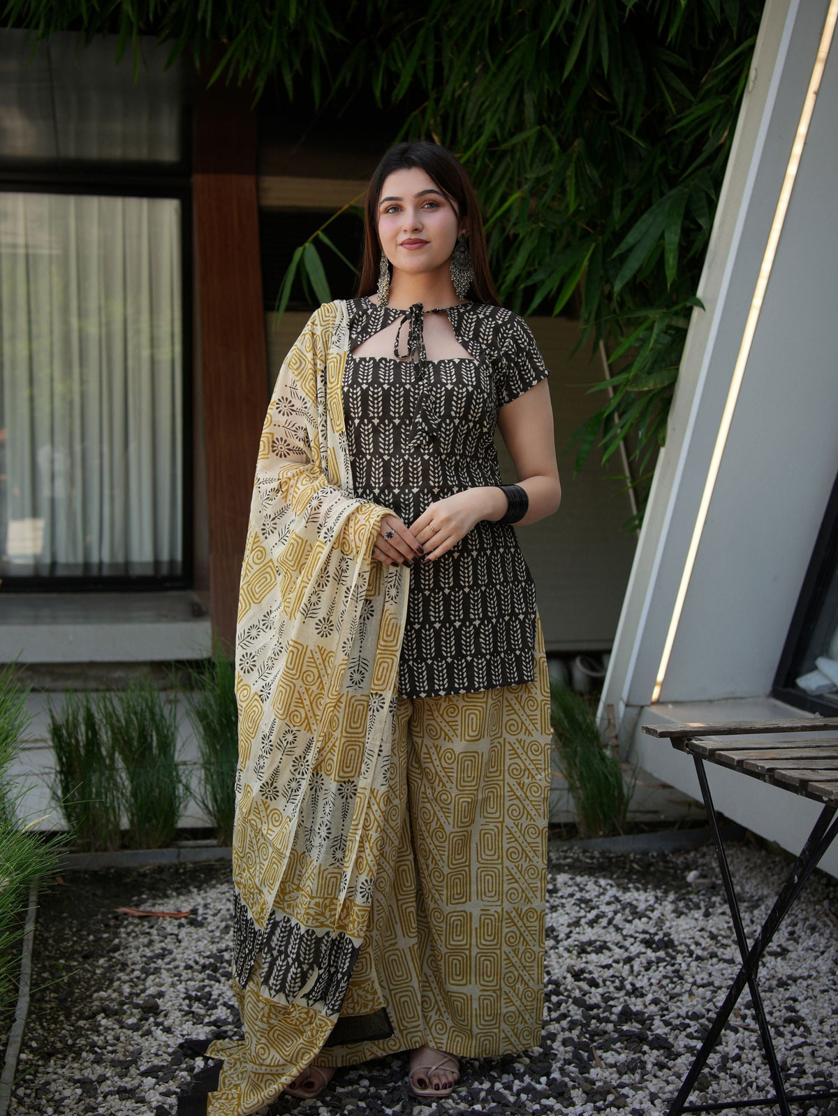 Mandana Black & Beige Three Piece Straight Set