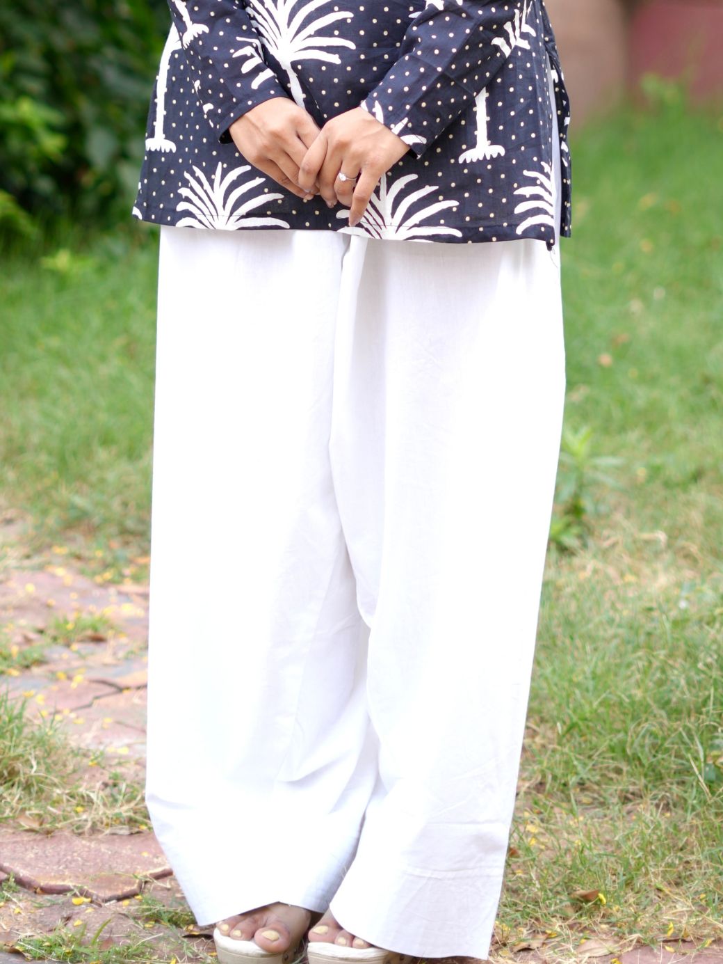 Farshi Salwar White