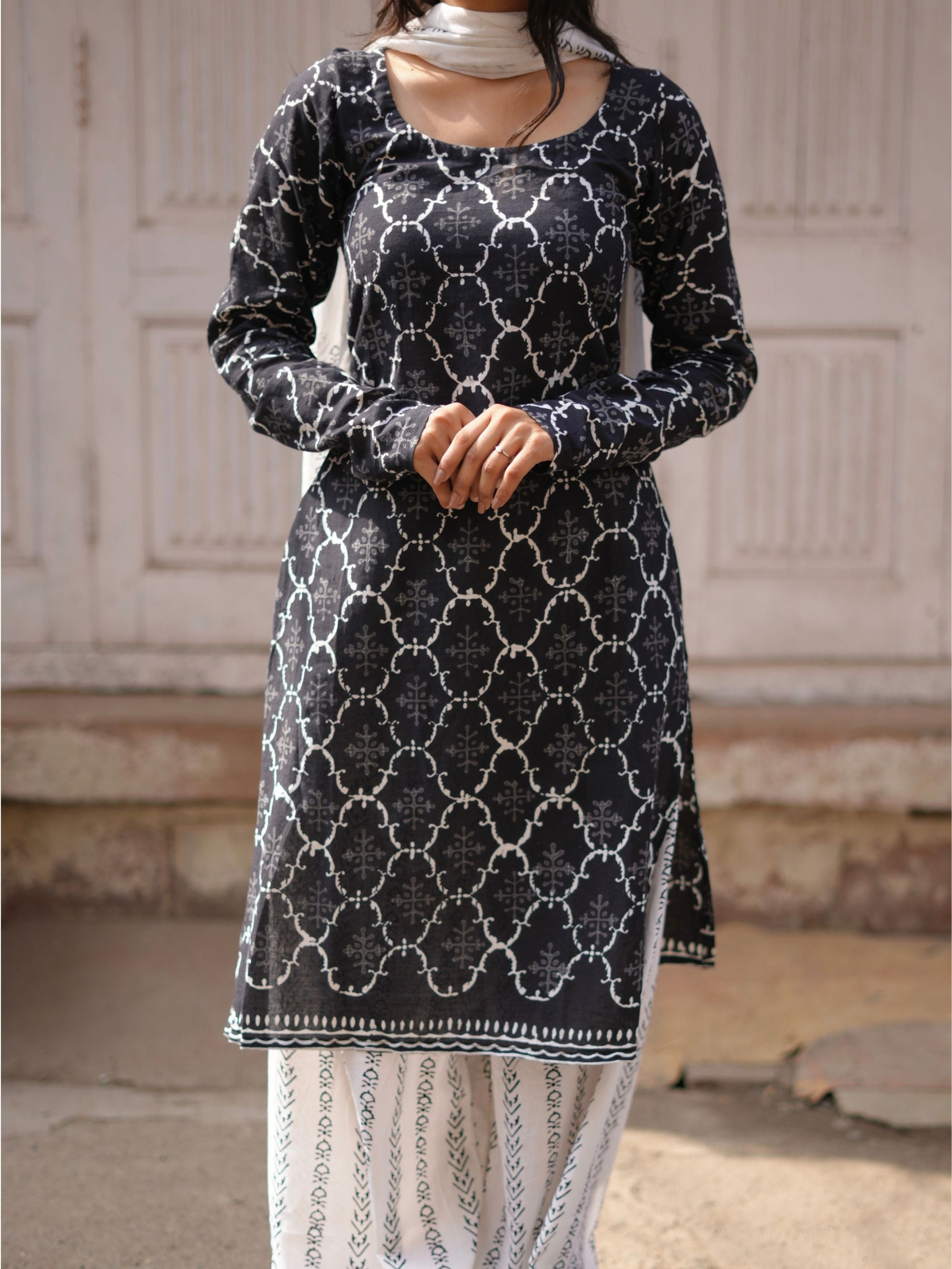 Noir Elegance Kurta Set