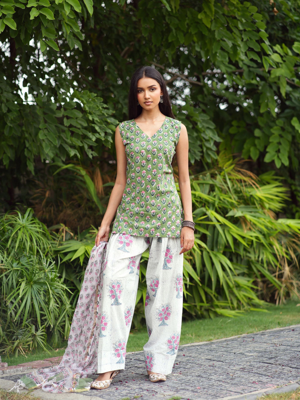 Bani Handblock Cotton Farshi Set