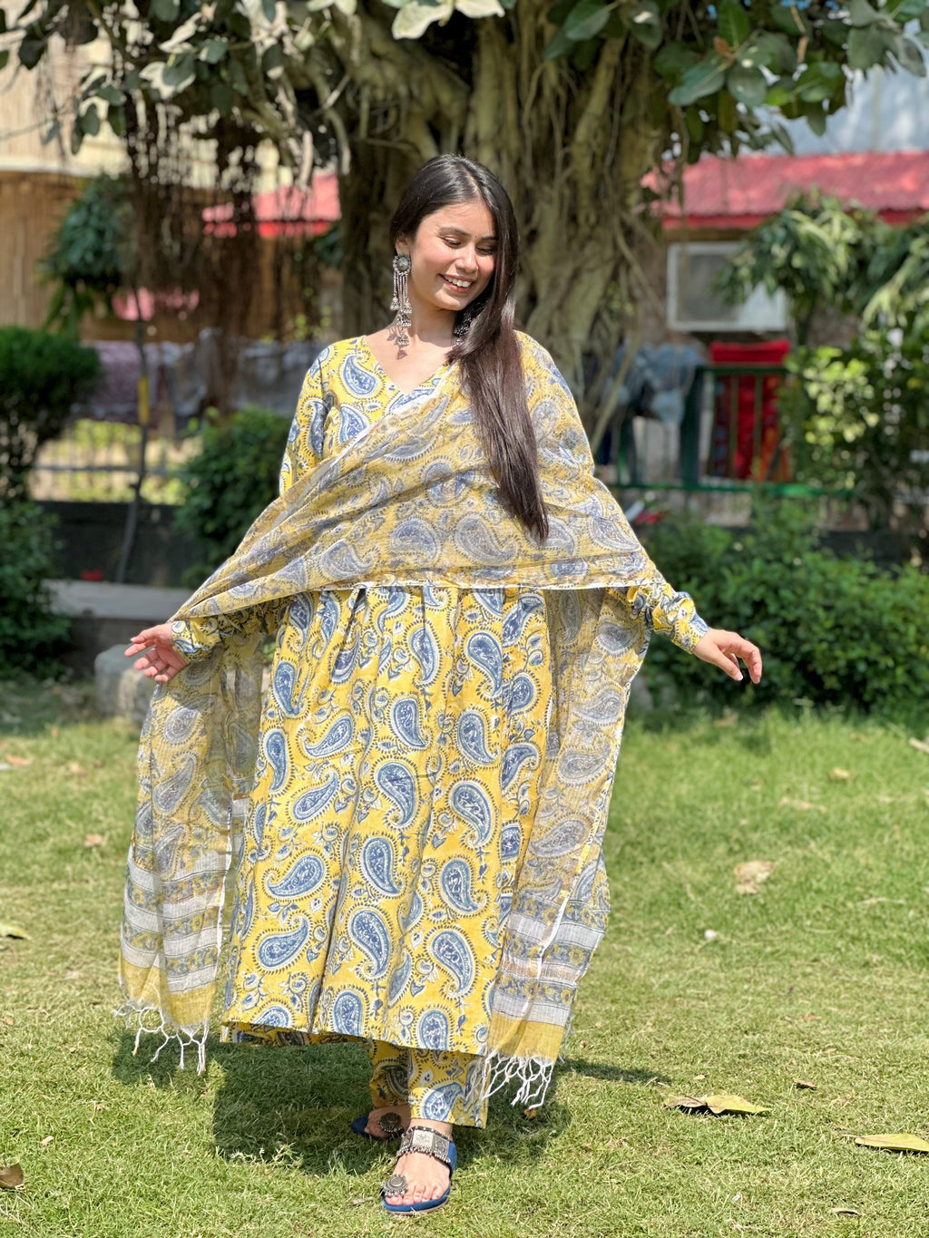 Yellow Paisley Anarkali Set( Kota doriya)