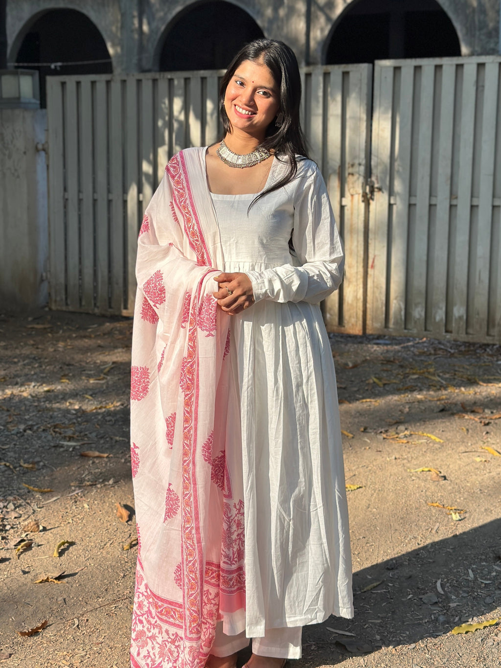 Safeda set ( with handblock dupatta)